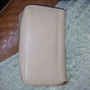 Nice GBG wallet that has a bunch of room in it.